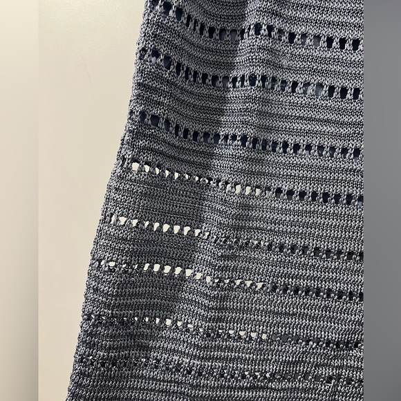 New with tags - lined midi crochet skirt. - Picture 4 of 6